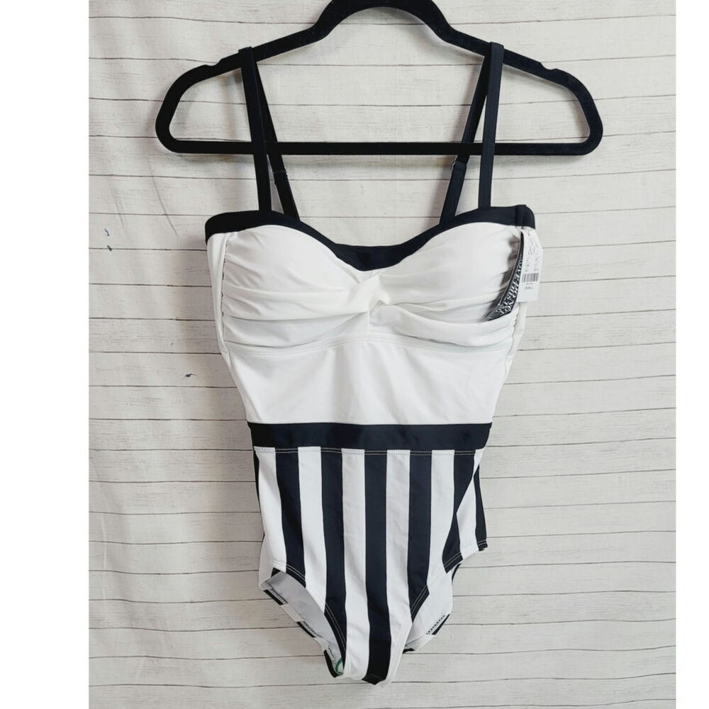 NY&CO ONE PIECE MOLDED CUPS RETRO SWIMSUIT IN BLACK/WHITE, SZ SMALL